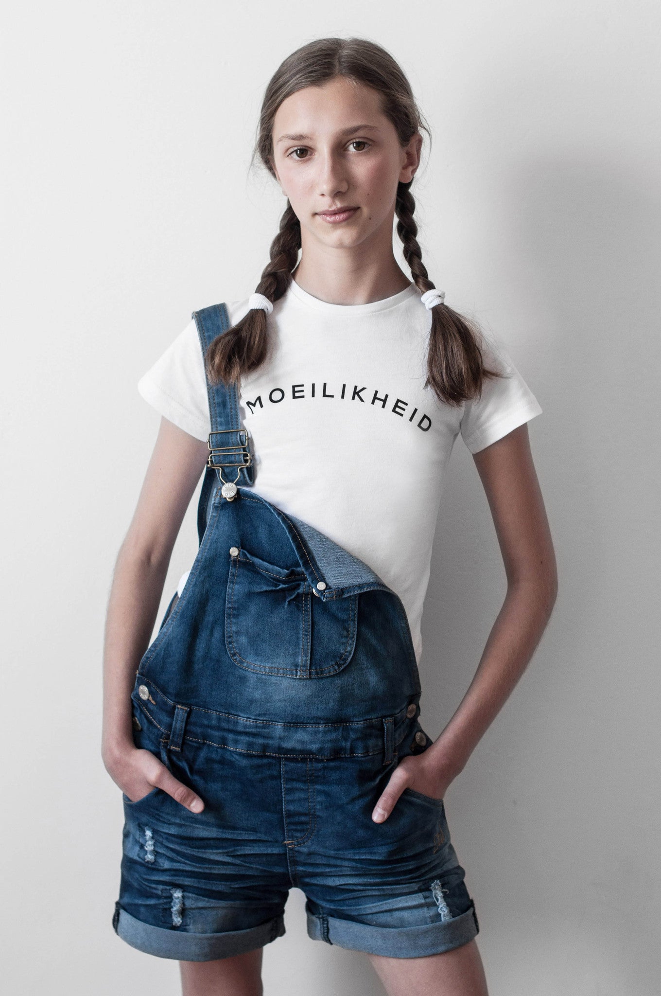 MOEILIKHEID KIDS TEE