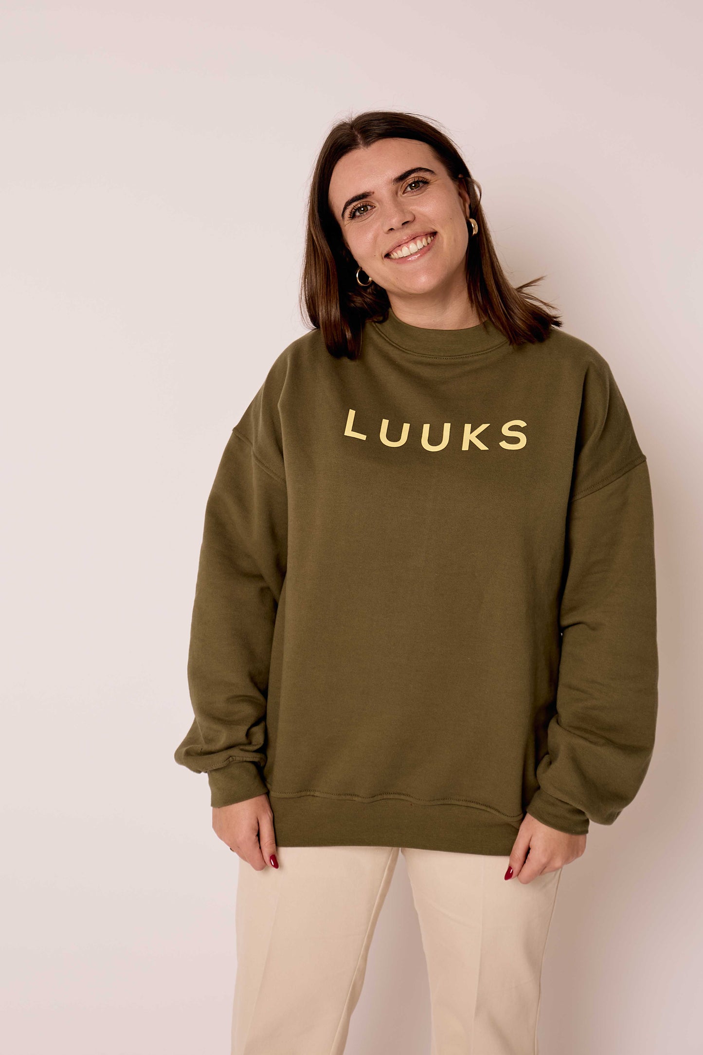 LUUKS CREWNECK - OLIVE