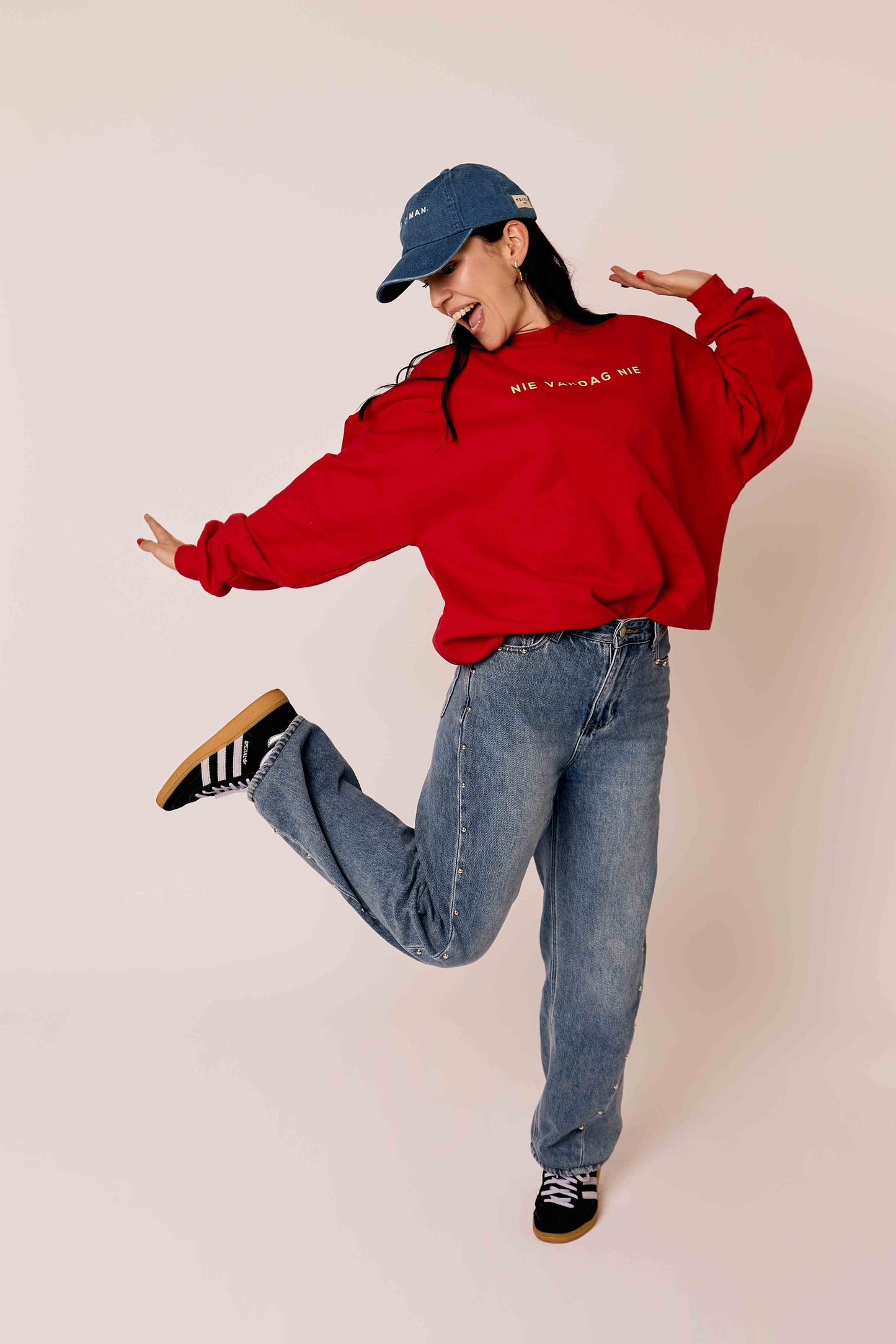 NIE VANDAG NIE CREWNECK - RED